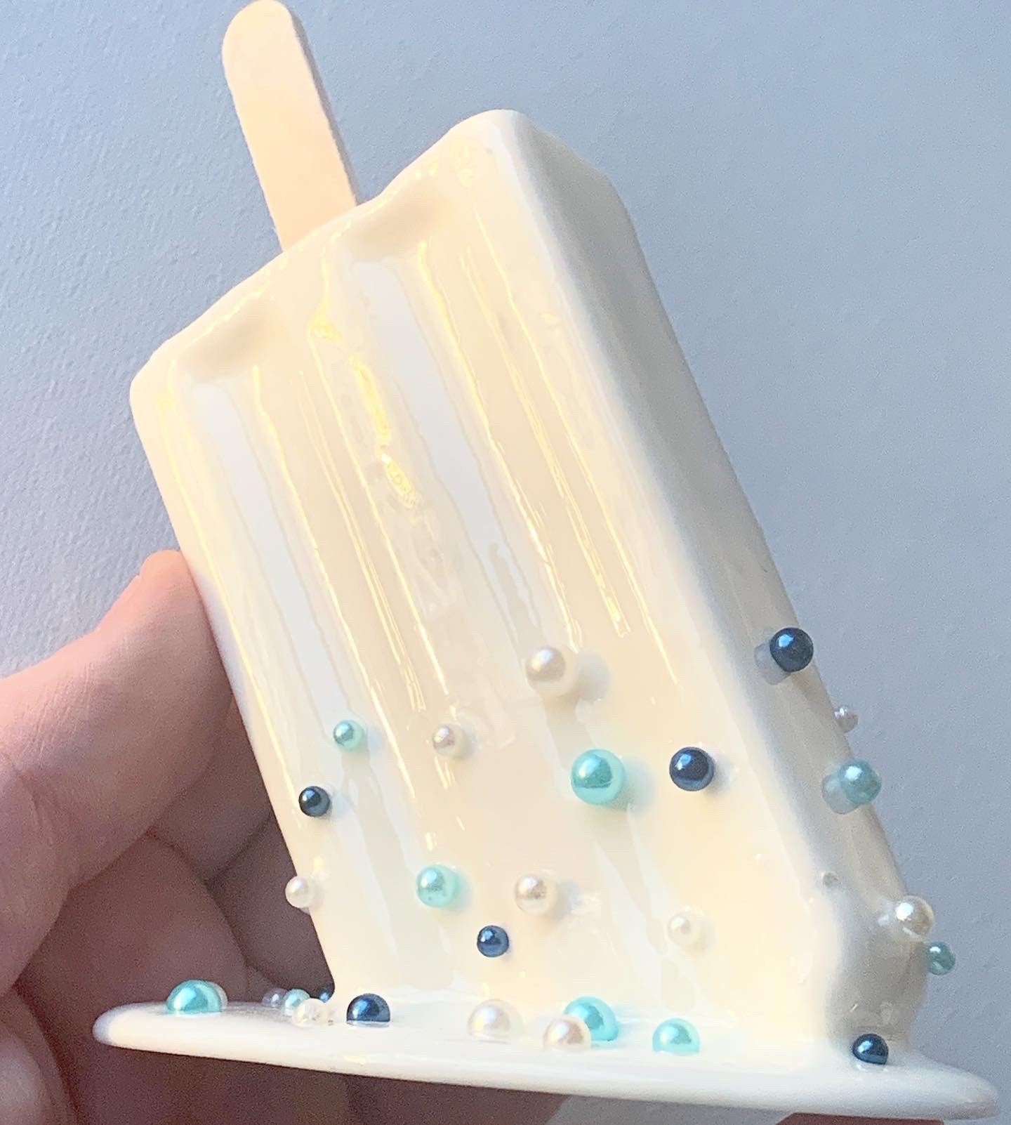 White Melting Popsicle Resin Sculpture With Pearls